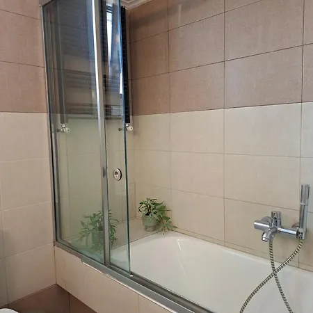 Upapartment Apartment